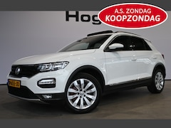 Volkswagen T-Roc - 1.5 TSI Sport Ecc Panoramadak Stoelverwarming Carplay LED Rijklaarprijs Inruil Mogelijk