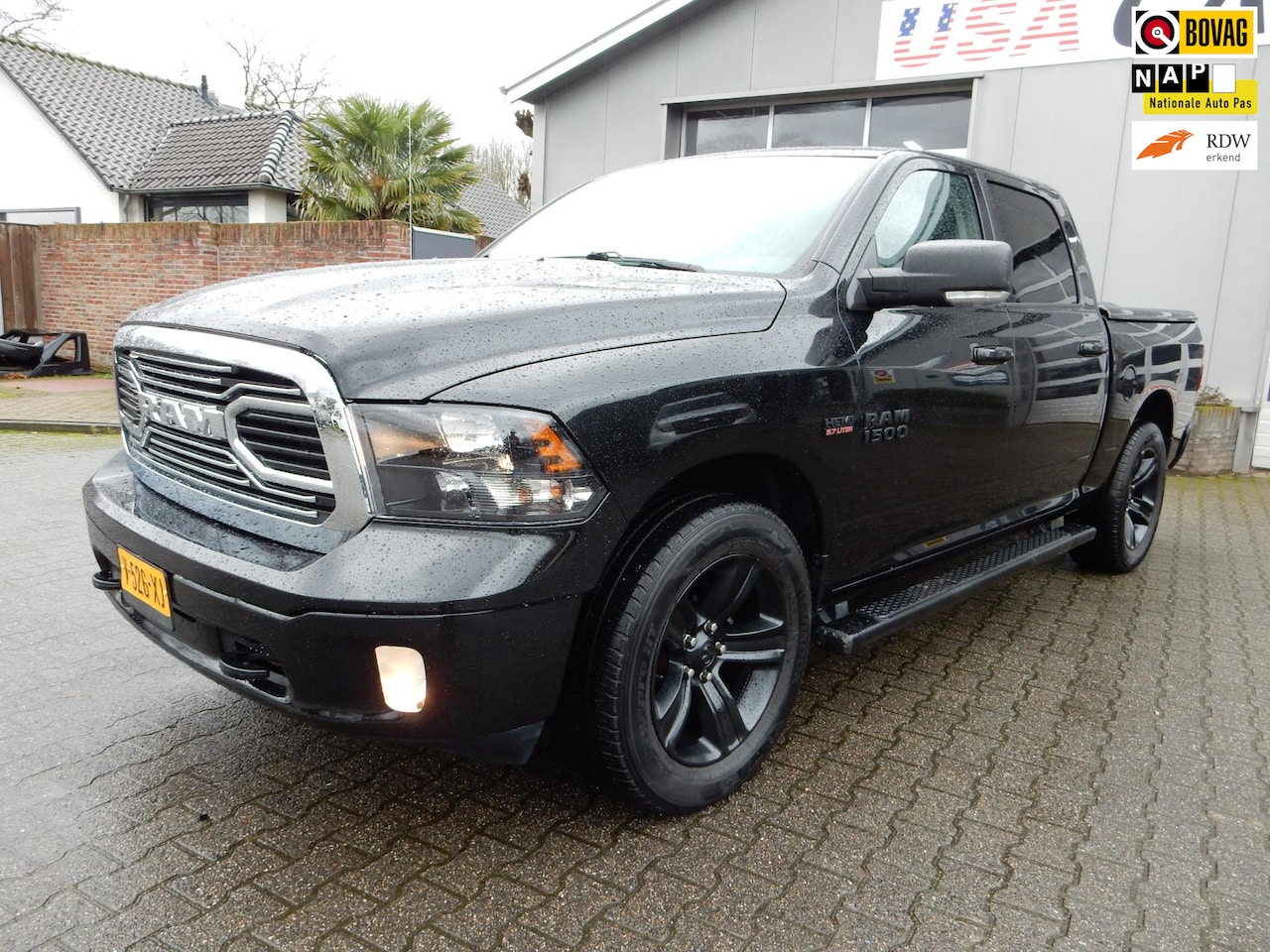 Dodge Ram 1500 - 5.7 V8 4x4 Crew Cab 5'7 5.7 V8 4x4 Crew Cab 5'7 - AutoWereld.nl