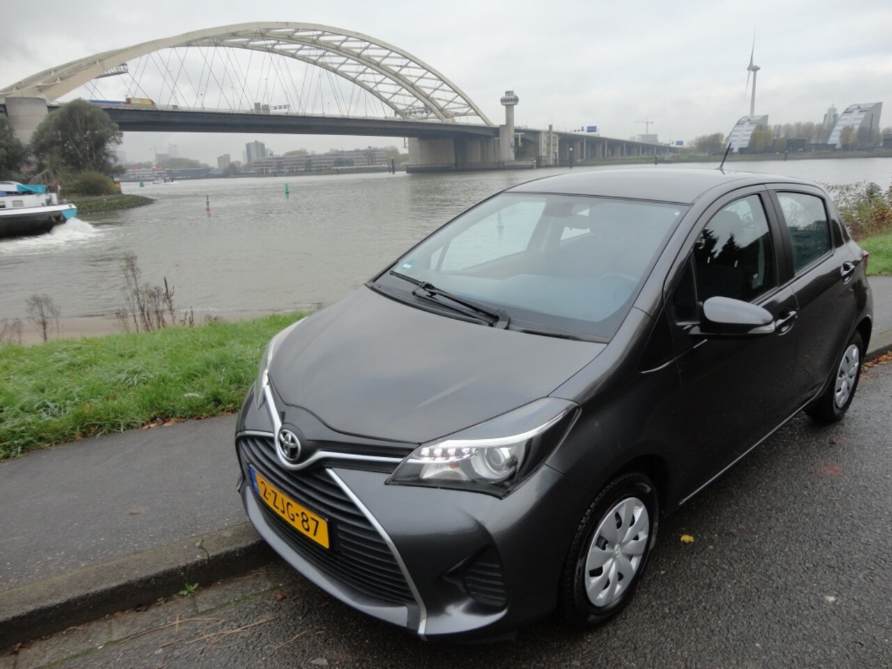 Toyota Yaris - 1.0 VVT-i Dynamic. - AutoWereld.nl