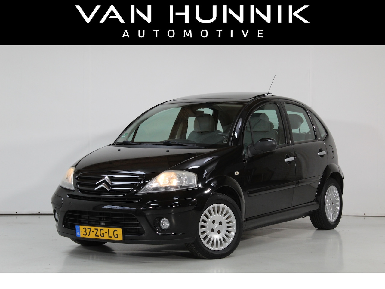 Citroën C3 - 1.4i-16V Exclusive | Pano | Clima | Cruise | Pdc | Bluetooth - AutoWereld.nl