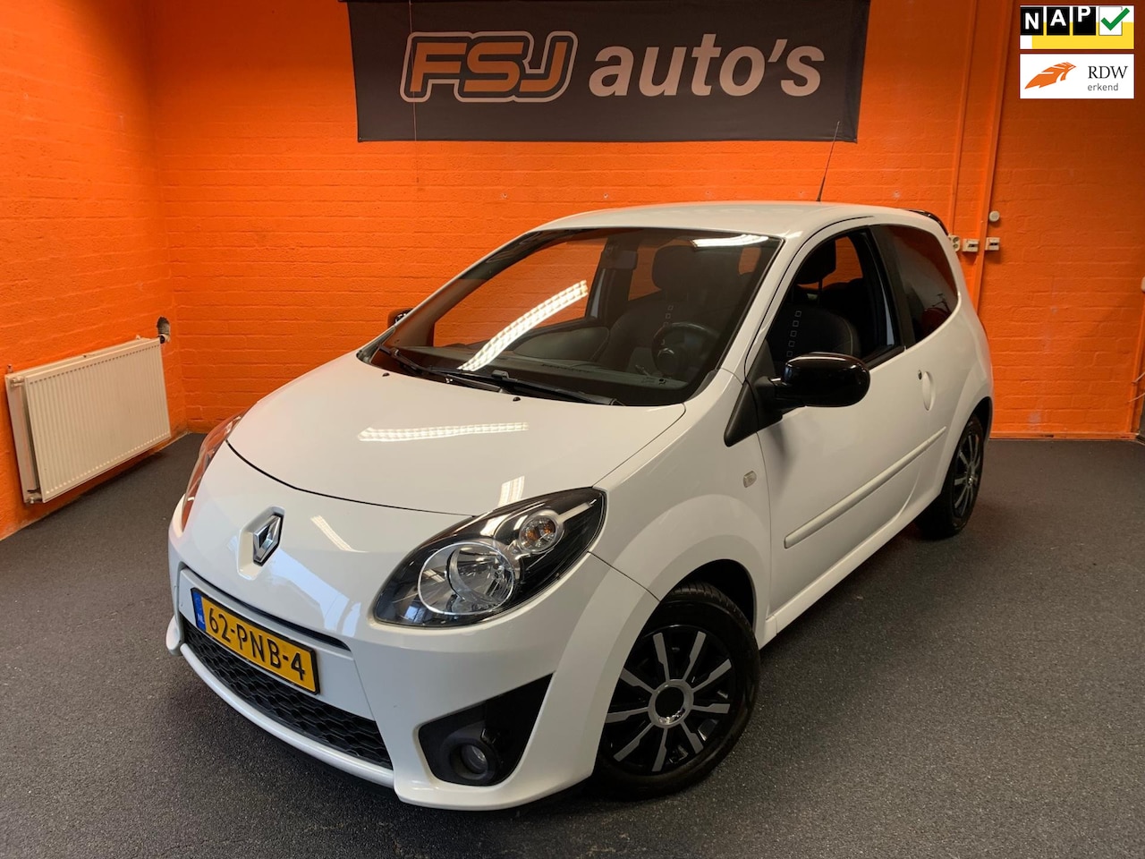 Renault Twingo - 1.2 16V / SPORT / AIRCO / APK 03-11-2025!! - AutoWereld.nl