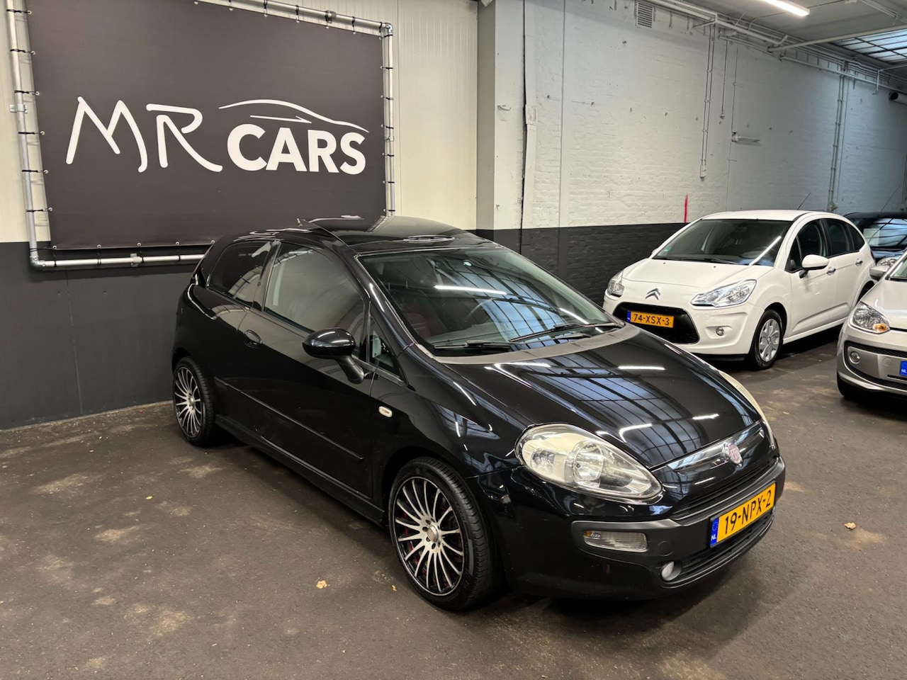 Fiat Punto Evo - 1.3 M-Jet Dynamic Airco/Panodak/Cruise Control - AutoWereld.nl