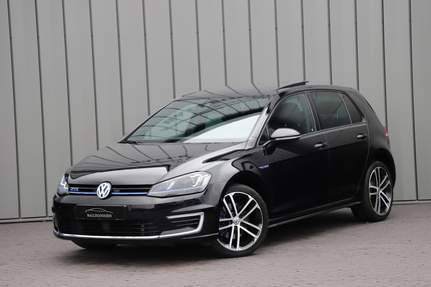 Volkswagen Golf - 1.4 TSI GTE DSG | Pano | Leder | ACC | Groot Navi | Led-xenon | 2015. - AutoWereld.nl