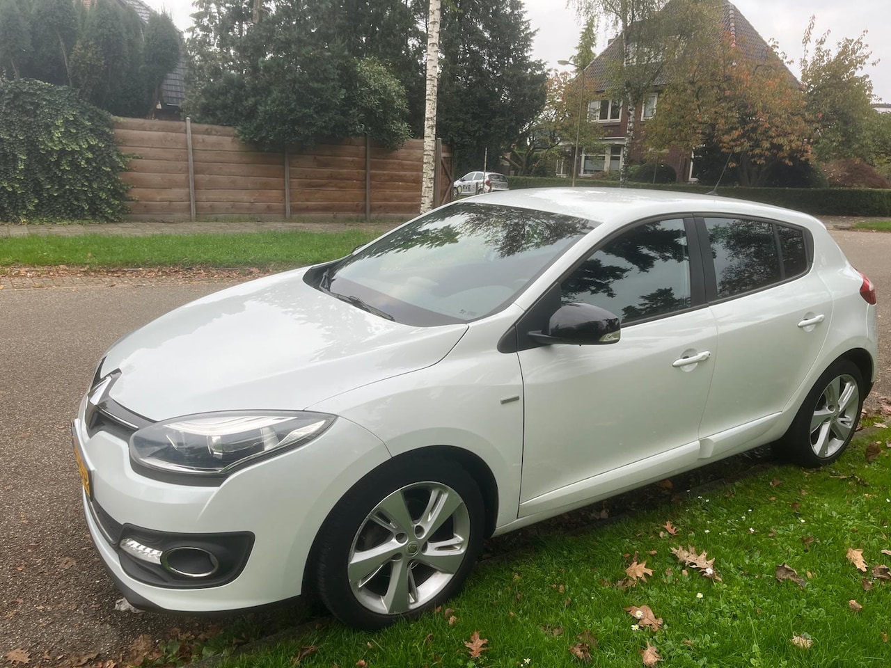 Renault Mégane - 1.2 TCe Authentique AIRCO NAVI 5-DEURS - AutoWereld.nl