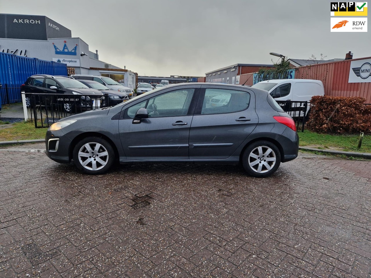 Peugeot 308 - 1.6 VTi Blue Lease Executive/LEES ADVERTENTIE! - AutoWereld.nl