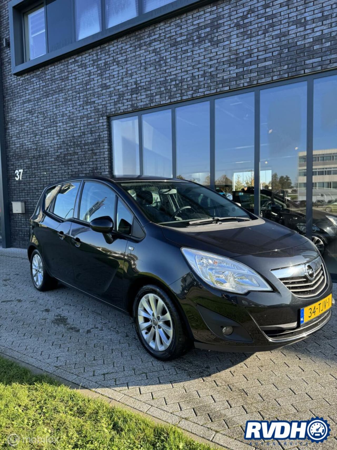 Opel Meriva - 1.4 Turbo Anniversary Edition 1.4 Turbo Anniversary Edition - AutoWereld.nl