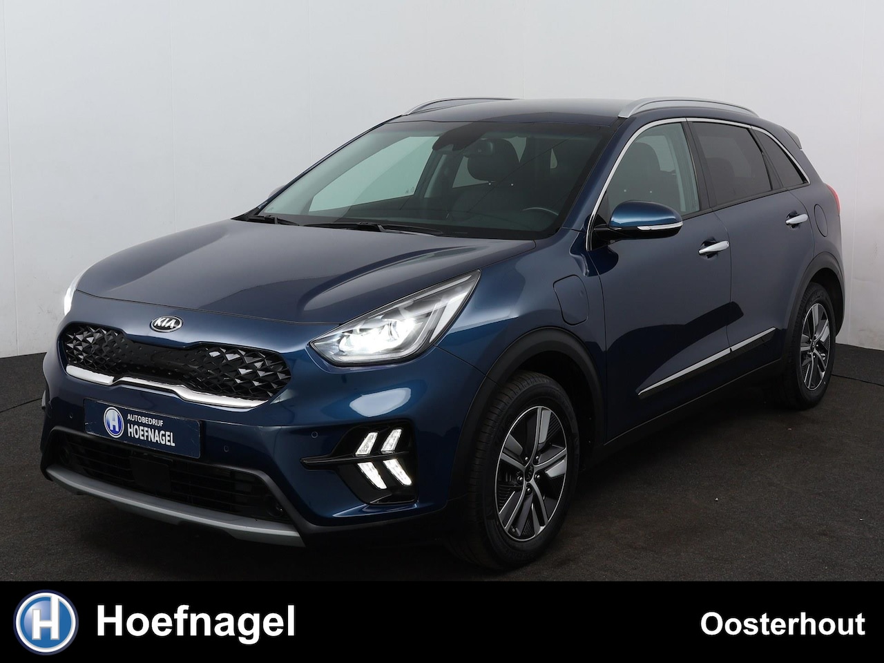 Kia Niro - 1.6 GDi PHEV DynamicLine Automaat | Navigatie | Stoelverwarming | Parkeersensoren | Stuurw - AutoWereld.nl