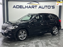 BMW X1 - SDrive18i Executive M sport pakket Automaat / Navigatie full map / Lederen interieur / Cru