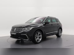 Volkswagen Tiguan - 1.5 TSI 150pk DSG R-Line Navigatie / Demonstratievoertuig