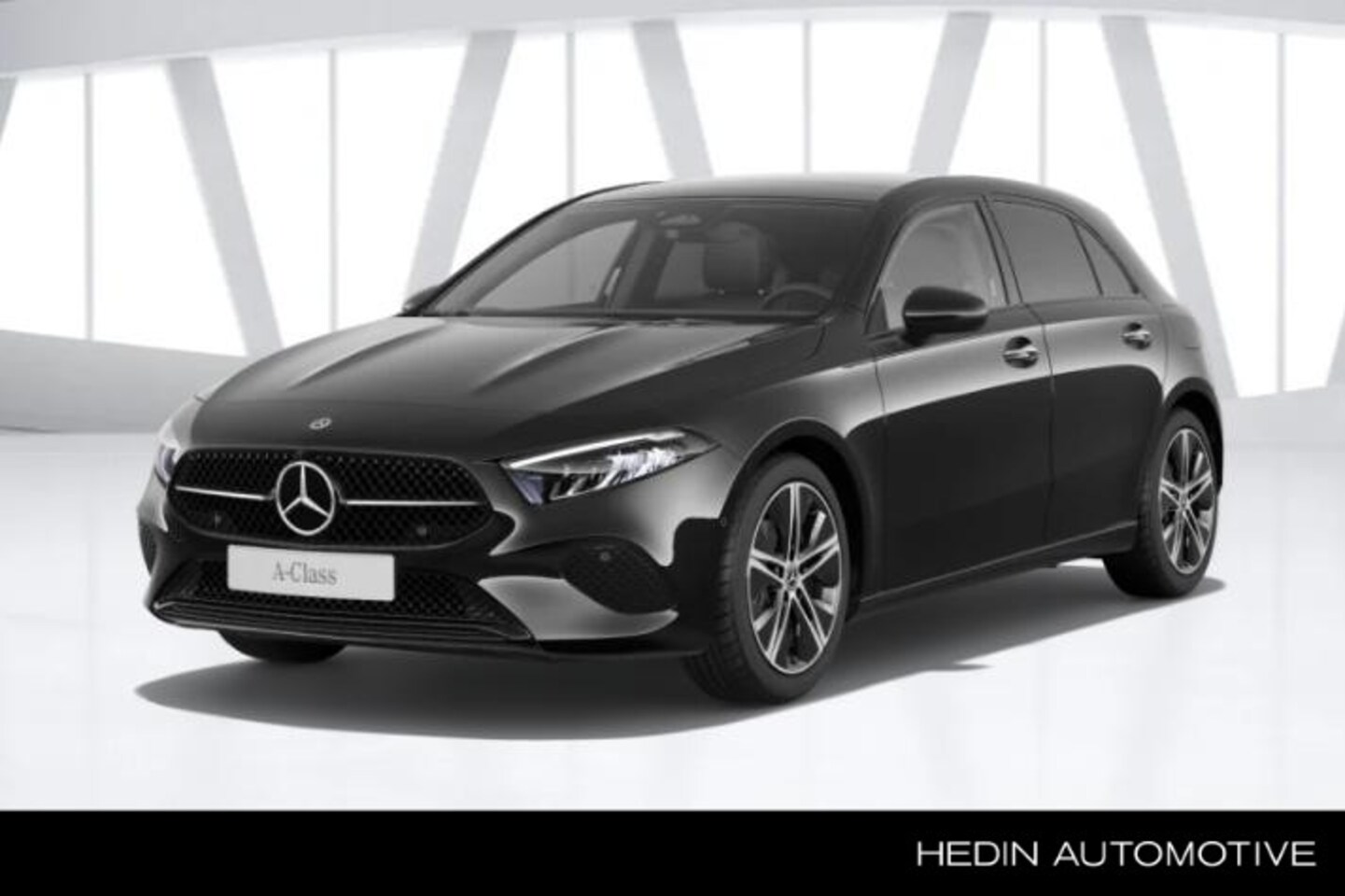 Mercedes-Benz A-klasse - A 180 Star Edition Luxury Line | Nightpakket | Panoramadak - AutoWereld.nl