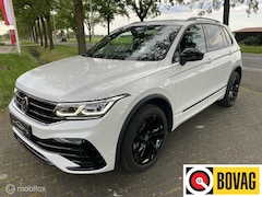 Volkswagen Tiguan - 1.4 TSI eHybrid 245 PK I R-Line I Black Style I Nieuwstaat I