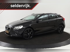 Volvo V40 Cross Country - 1.5 T3 Nordic+ | Stoelverwarming | Full LED | Navigatie | 19'' | Verwarmde voorruit | Clim