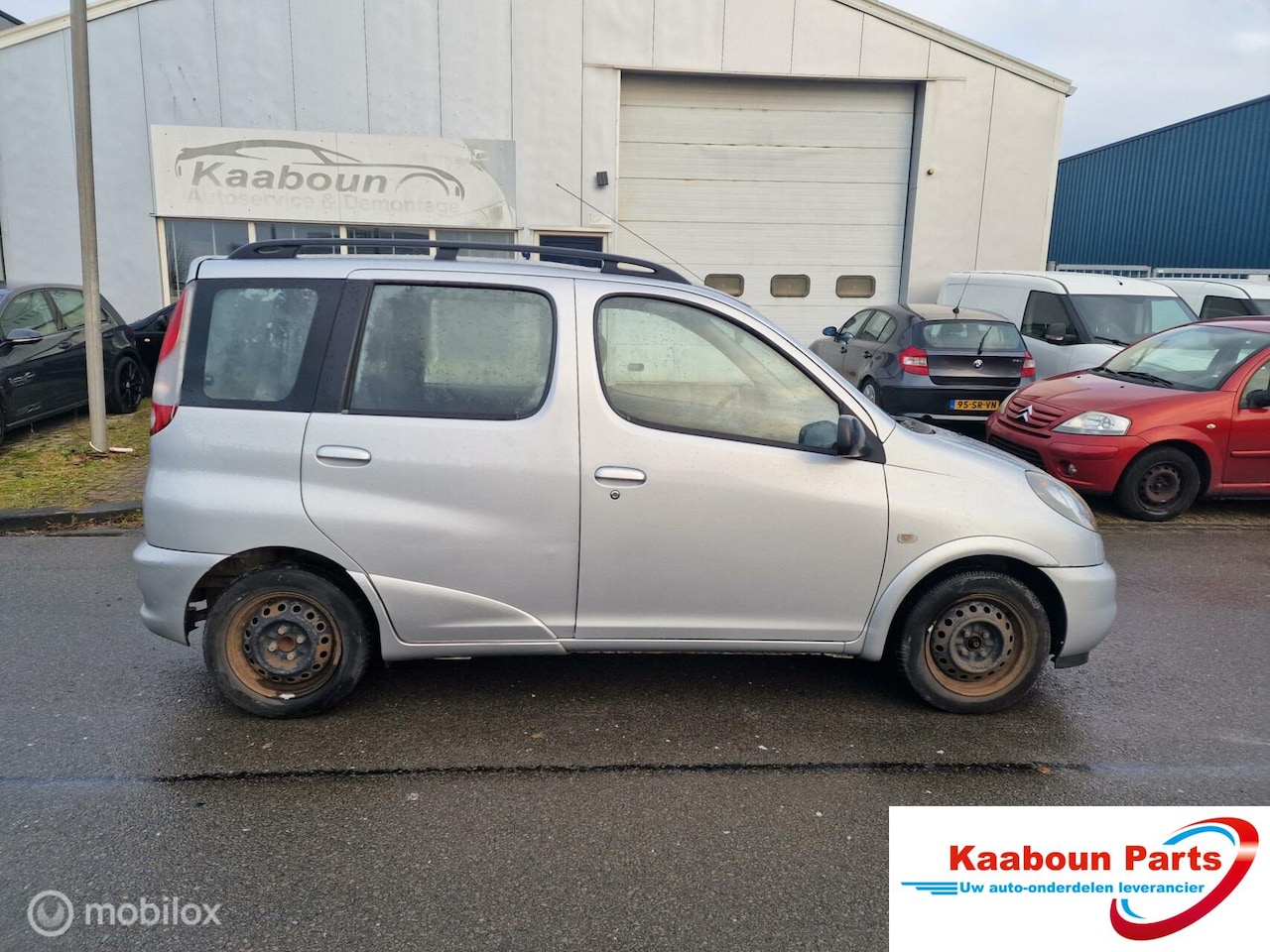 Toyota Yaris Verso - 1.3-16V VVT-i Sol 1.3-16V VVT-i Sol - AutoWereld.nl