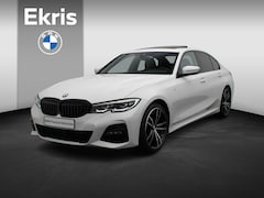 BMW 3-serie - Sedan 318i Executive | M Sportpakket | Parking Pack | Schuifdak | LED Koplampen | DAB | Hi