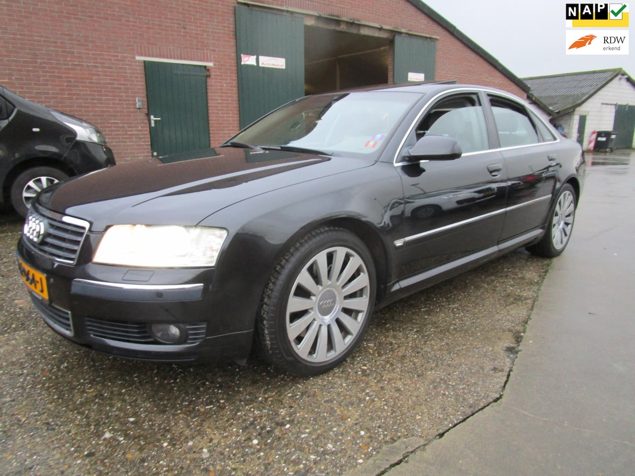 Audi A8 - 4.2 quattro alle opties oa leer pano yongtimer mooi - AutoWereld.nl