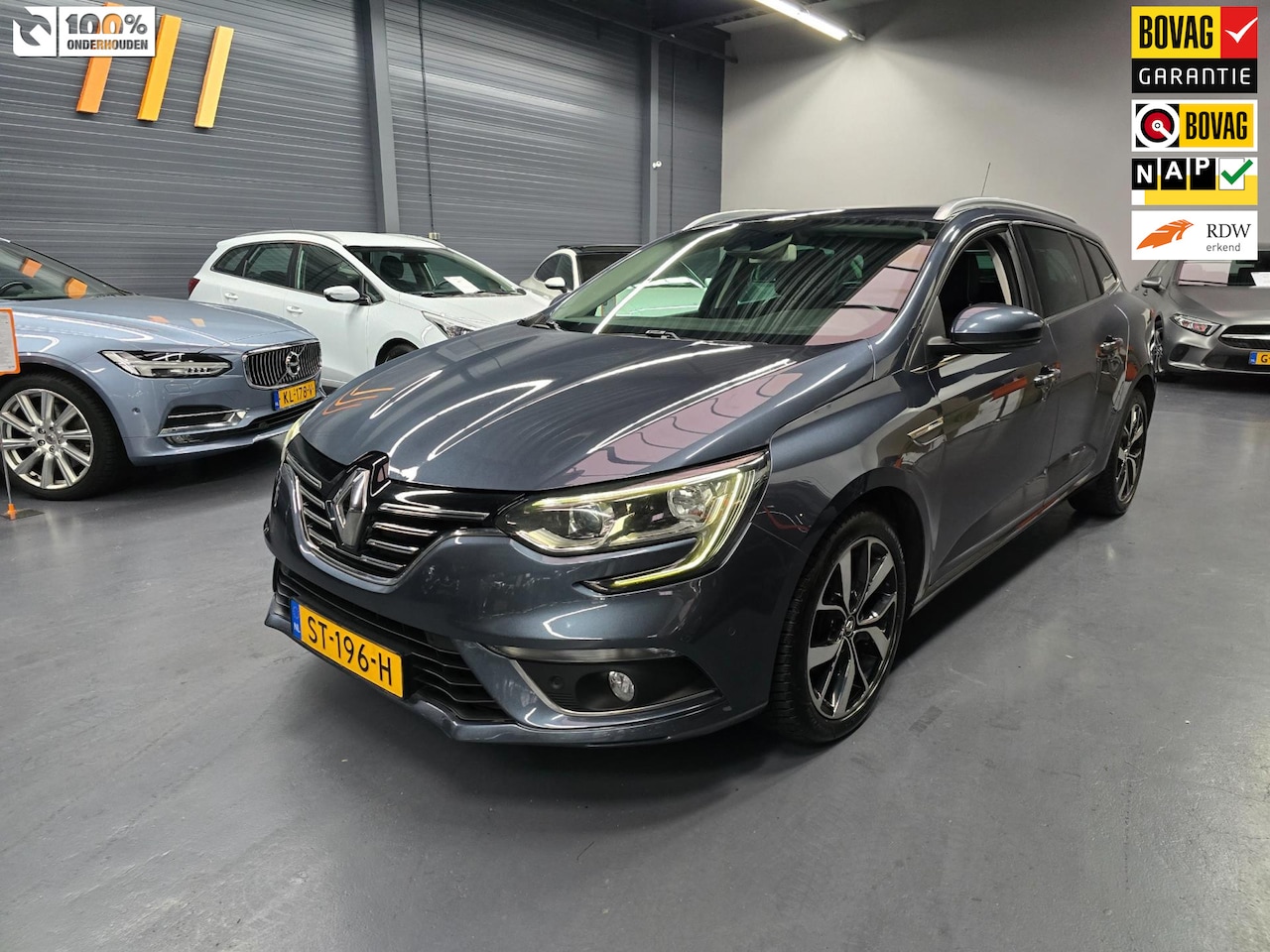 Renault Mégane Estate - 1.3 TCe Bose CAMERA MASSAGE CARPLAY LED AUTO PARK NAP NL AUTO - AutoWereld.nl