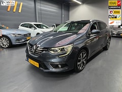 Renault Mégane Estate - 1.3 TCe Bose CAMERA MASSAGE CARPLAY LED AUTO PARK NAP NL AUTO