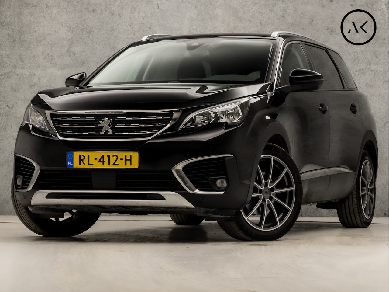 Peugeot 5008 - 1.2 PureTech Deluxe Sport 7 Persoons (APPLE CARPLAY, GROOT NAVI, KEYLESS, 360 CAMERA, SPOR - AutoWereld.nl