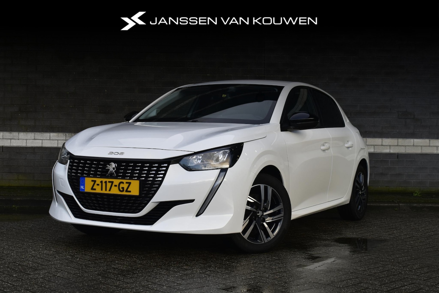 Peugeot 208 - Allure Pack 1.2 100 pk / Stoelverwarming / Keyless / Camera - AutoWereld.nl