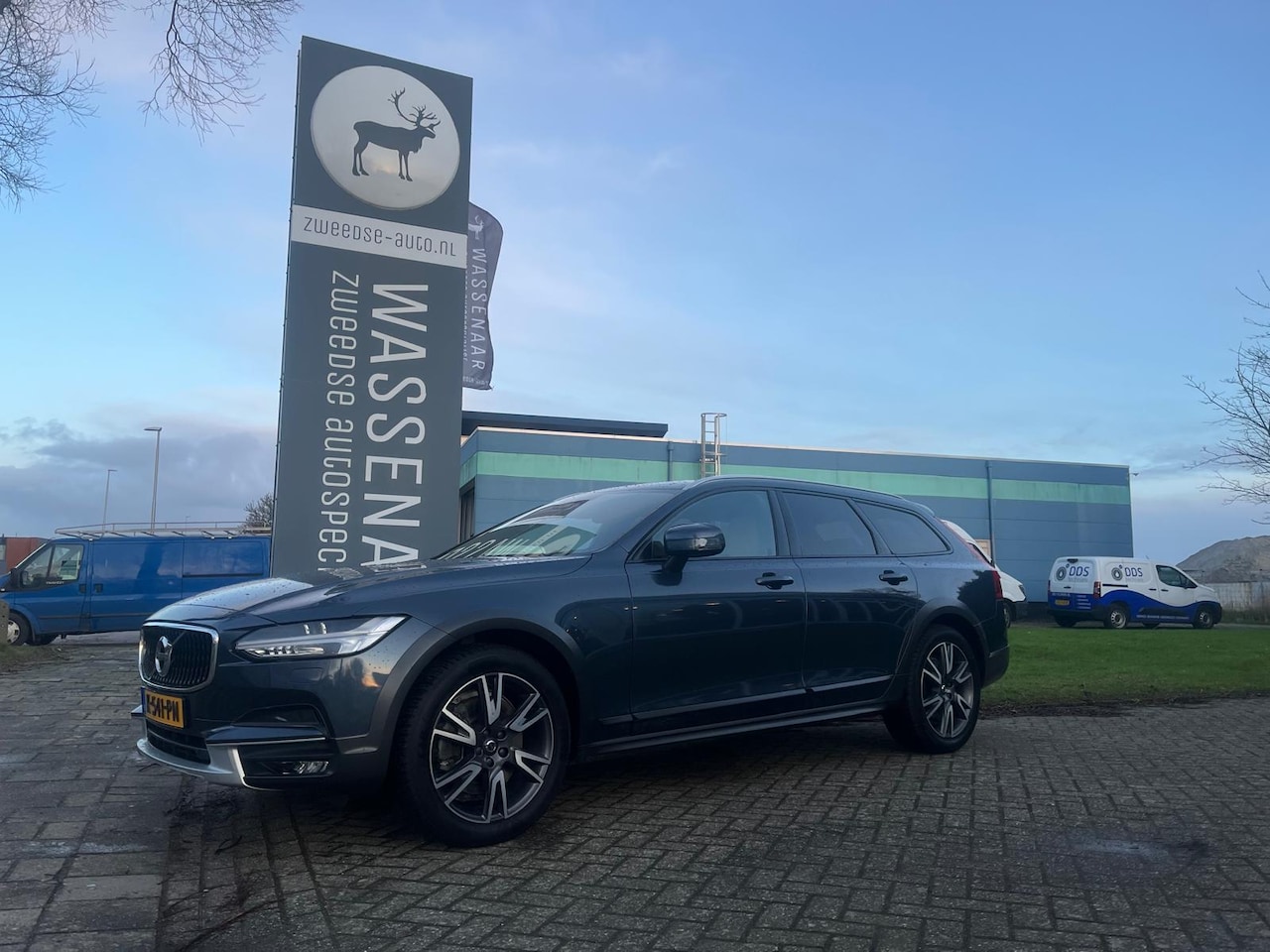 Volvo V90 Cross Country - T5 AWD Pro | Rijklaarprijs | Trekhaak | Massage stoelen | - AutoWereld.nl