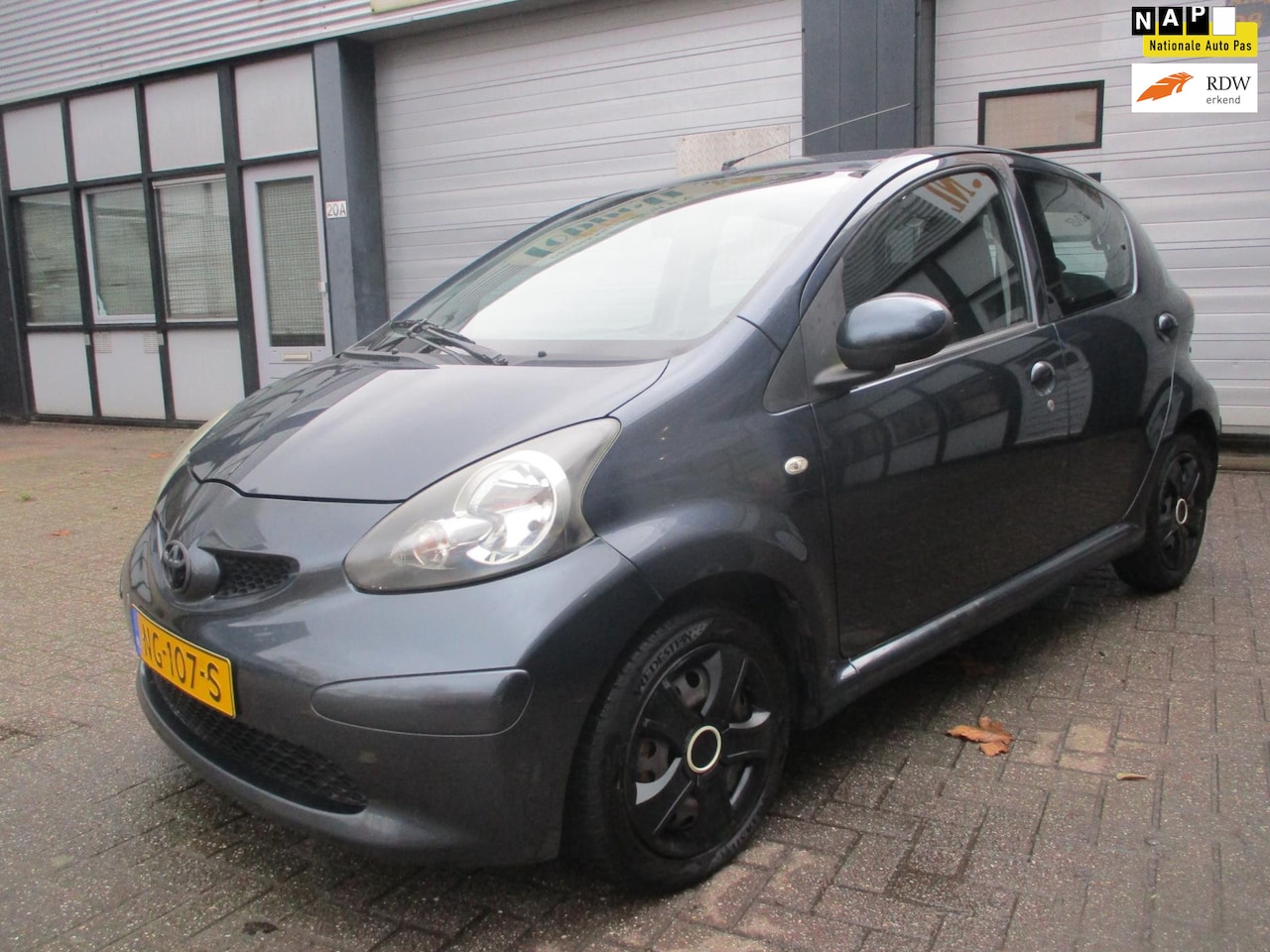 Toyota Aygo - 1.0-12V 5-deurs Airco - AutoWereld.nl