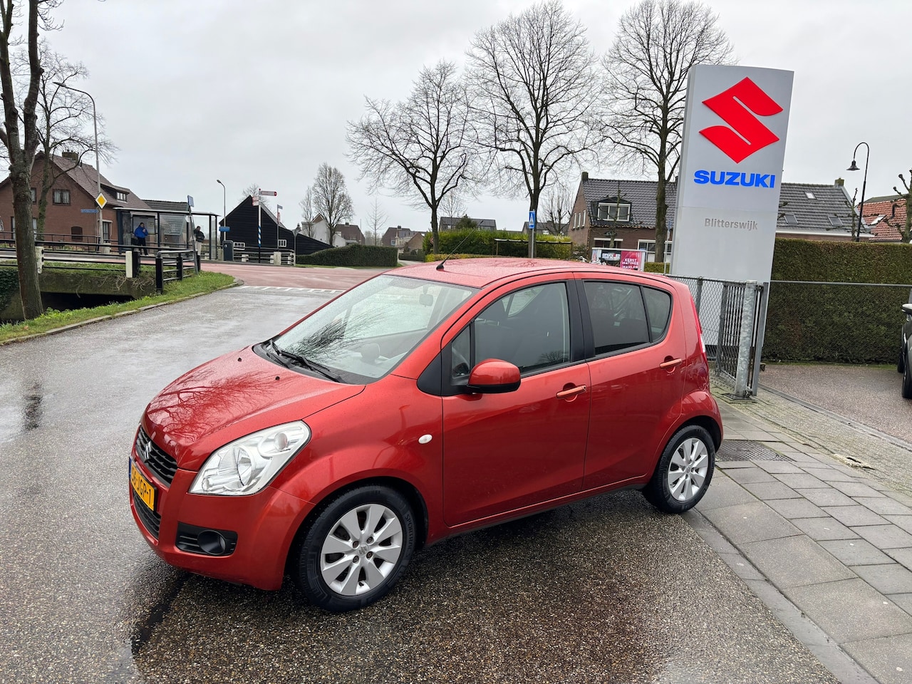 Suzuki Splash - 1.2 Exclusive // AUTOMAAT // Trekhaak // Zeer nette Suzuki Splash // Frisse kleur // Rijkl - AutoWereld.nl