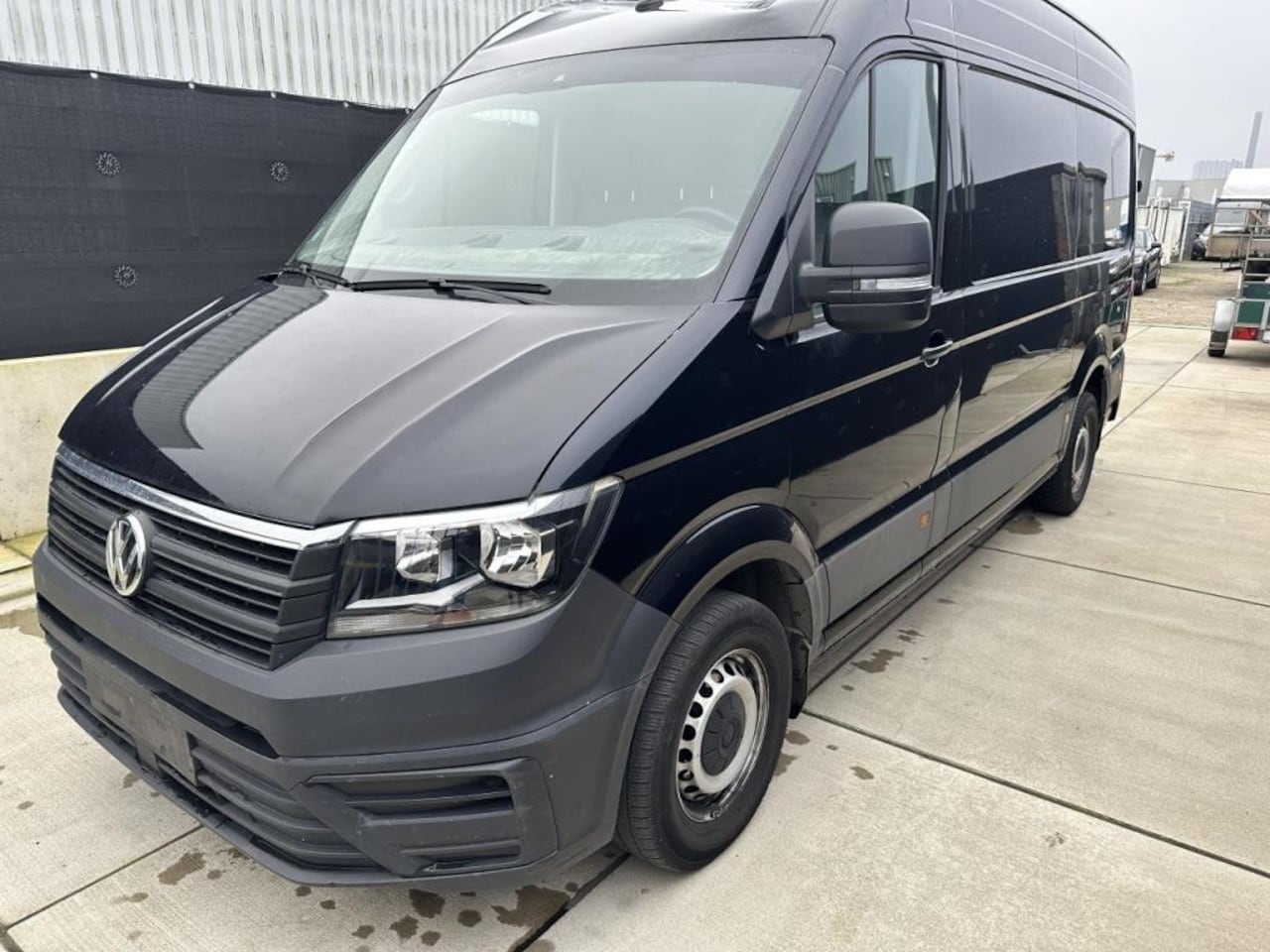 Volkswagen Crafter - 2.0 TDI L3H3 NAV/CARPLAY/CAMERA/LEDER RIJDBAAR! - AutoWereld.nl