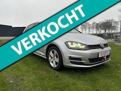 Volkswagen Golf - 1.2 TSI Trendline