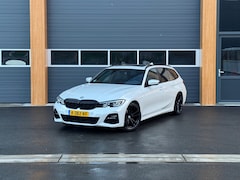 BMW 3-serie Touring - 320i High Executive