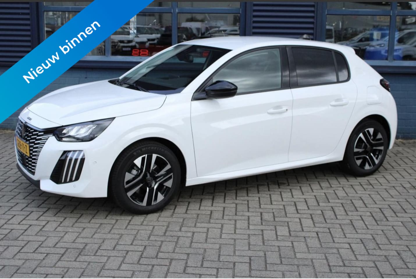 Peugeot 208 - 1.2 PureTech 100 Allure - AutoWereld.nl