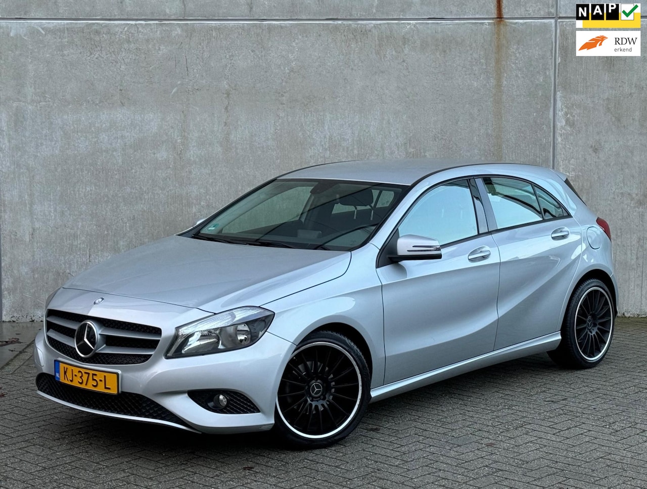 Mercedes-Benz A-klasse - 180 CDI 1.5 2014 Grijs NIEUWE APK - AutoWereld.nl