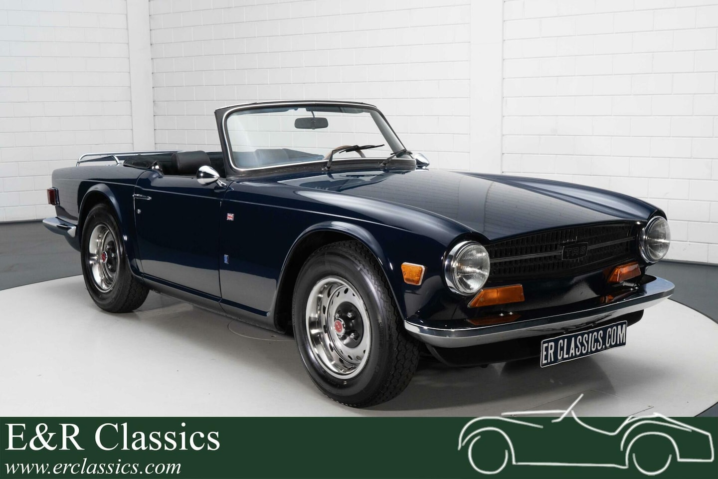 Triumph TR6 - | Gerestaureerd | Overdrive | Royal Blue | 1974 - AutoWereld.nl