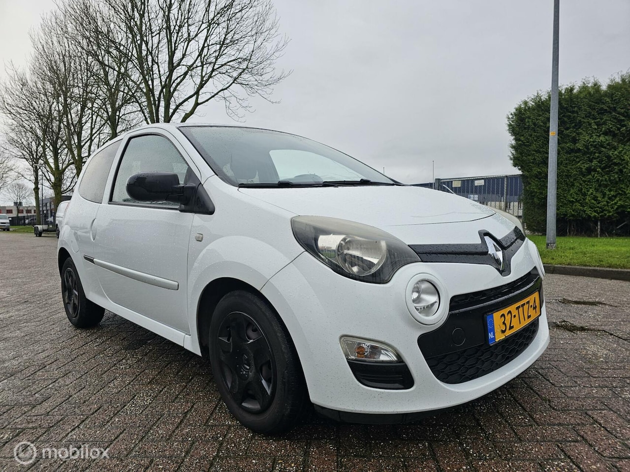 Renault Twingo - 1.2 16V Collection Airco Cruis Contr - AutoWereld.nl