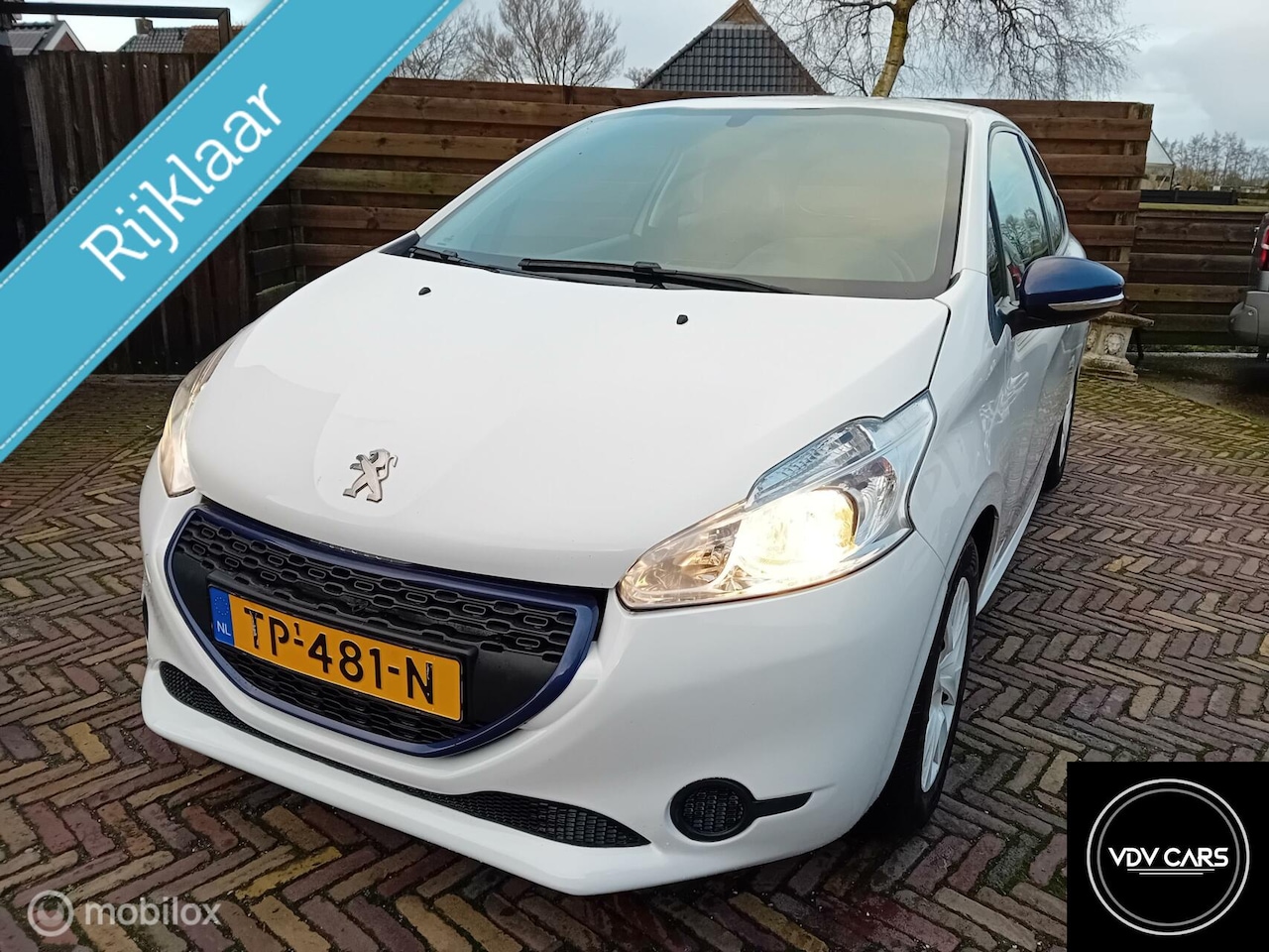 Peugeot 208 - 1.0VTi | Airco | Cruise | 110 Dkm | NAP - AutoWereld.nl