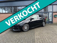 Ford Focus Wagon - 2.0 EcoBoost ST-3, Xenon, Leder