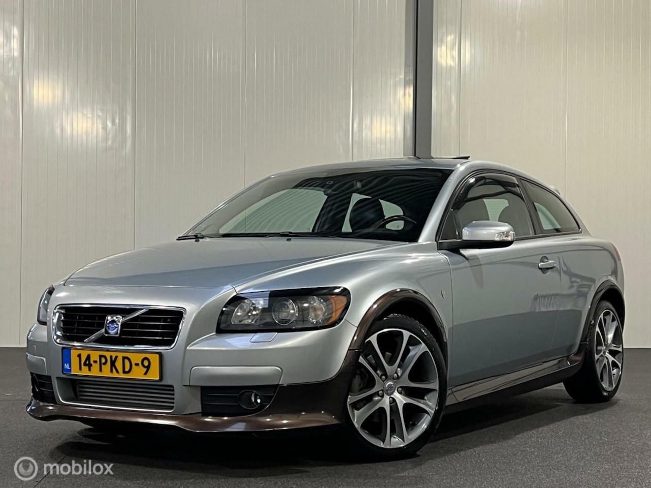 Volvo C30 - 2.5 T5 Summum [ leder xenon schuifdak z.g.o.h. ] - AutoWereld.nl