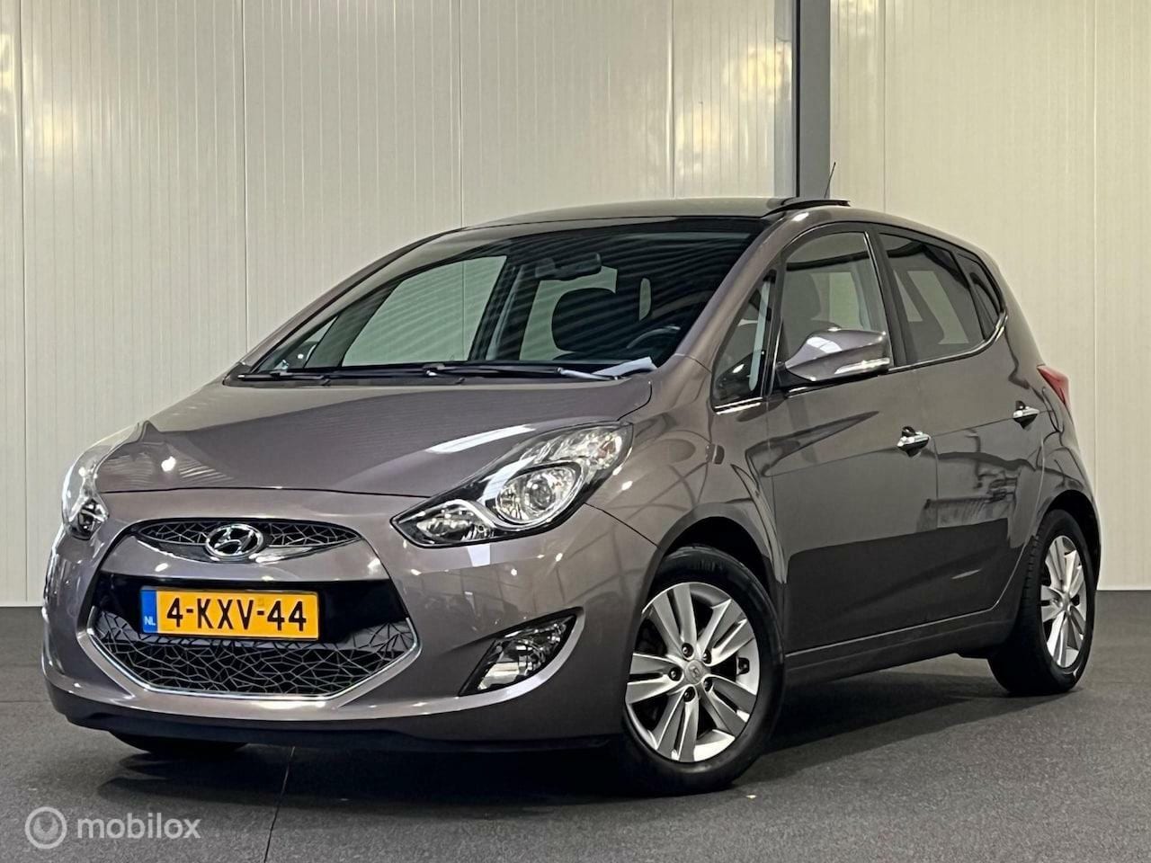 Hyundai ix20 - 1.6i i-Vision AUTOMAAT [ NAP panorama cruise climate ] - AutoWereld.nl