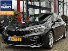 BMW 1-serie - 118i High Executive M-Pakket AUTOMAAT | Navi | Sportstoelen | PDC | LM Velgen | Cruise Con