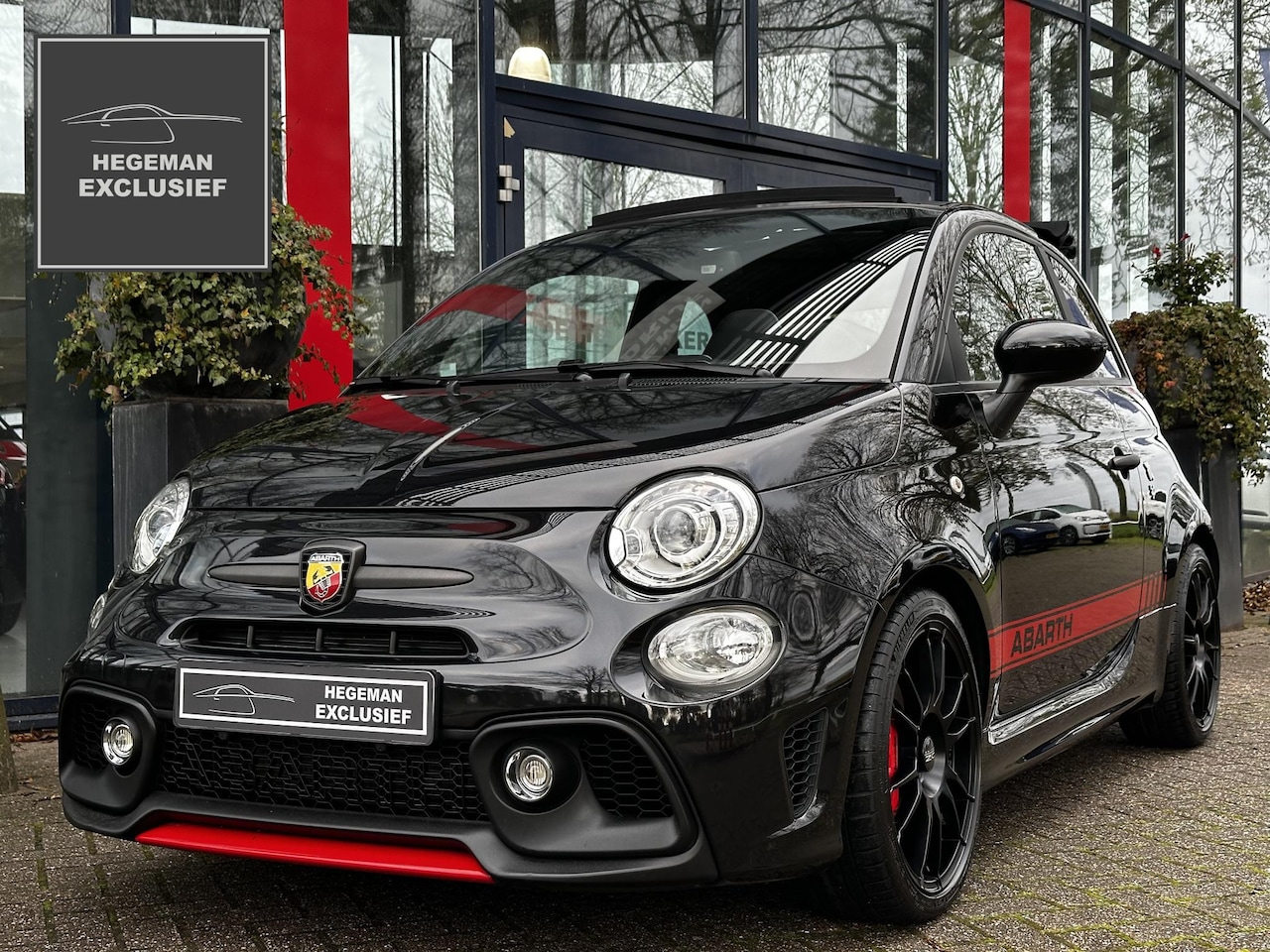 Abarth 595 - 1.4 T-Jet 500 C Competizione | CARBON | SABELT | OZ Ultraleggera | Carplay | BEATS | Navi - AutoWereld.nl