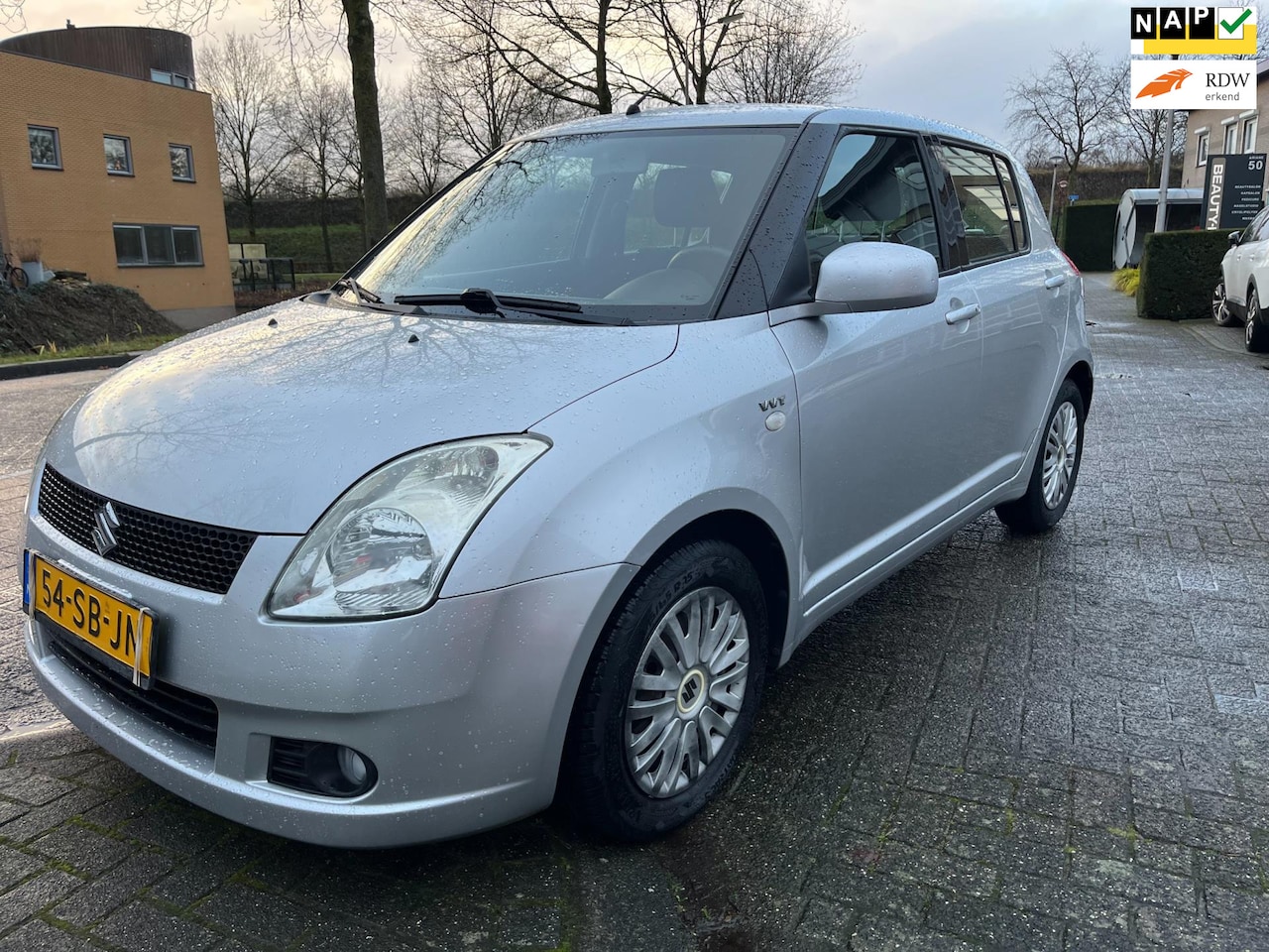 Suzuki Swift - 1.5 Exclusive 5 deurs zeer nette auto - AutoWereld.nl