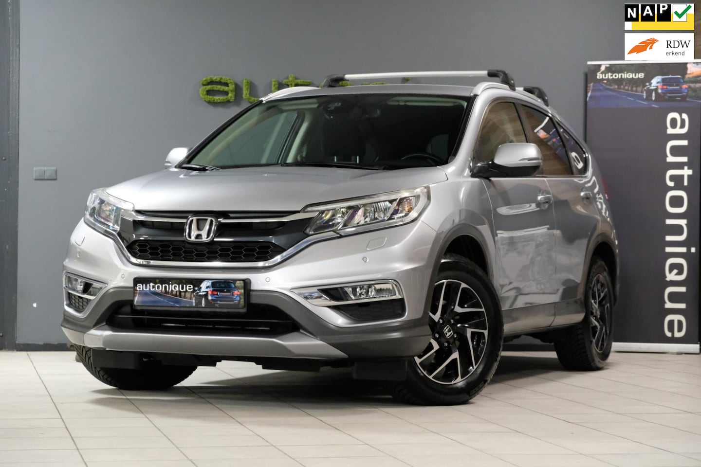 Honda CR-V - 2.0 4WD Elegance automaat/navi/camera - AutoWereld.nl