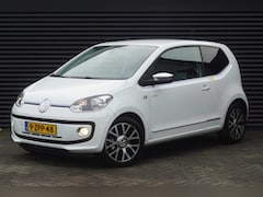 Volkswagen Up! - 1.0 high up | White up | Navi | Velgen | Cruise | PDC | stoelverw. |