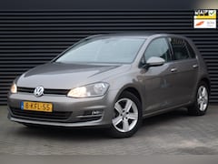 Volkswagen Golf - 1.4 TSI Highline | DSG | Navi | PDC |