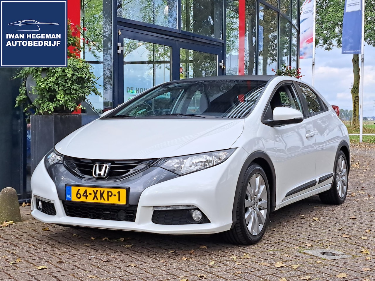 Honda Civic - 1.4 Sport | Climate Control | Cruise Control | Licht metalen velgen | Parkeercamera - AutoWereld.nl