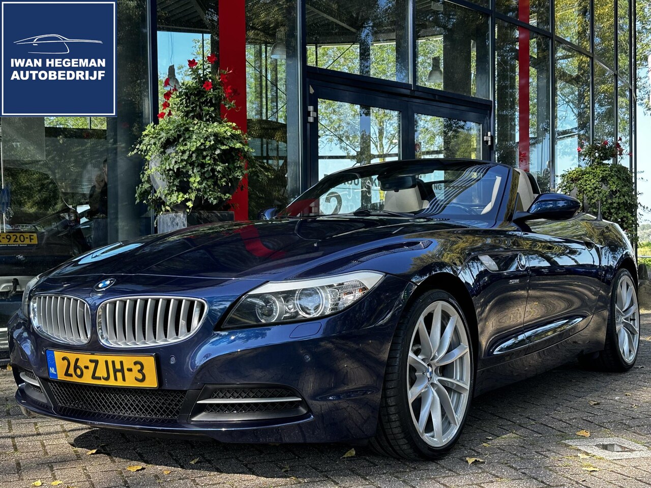 BMW Z4 Roadster - sDrive35i AUTOMAAT | | Navi | Leer | LM Velgen | Windscherm - AutoWereld.nl