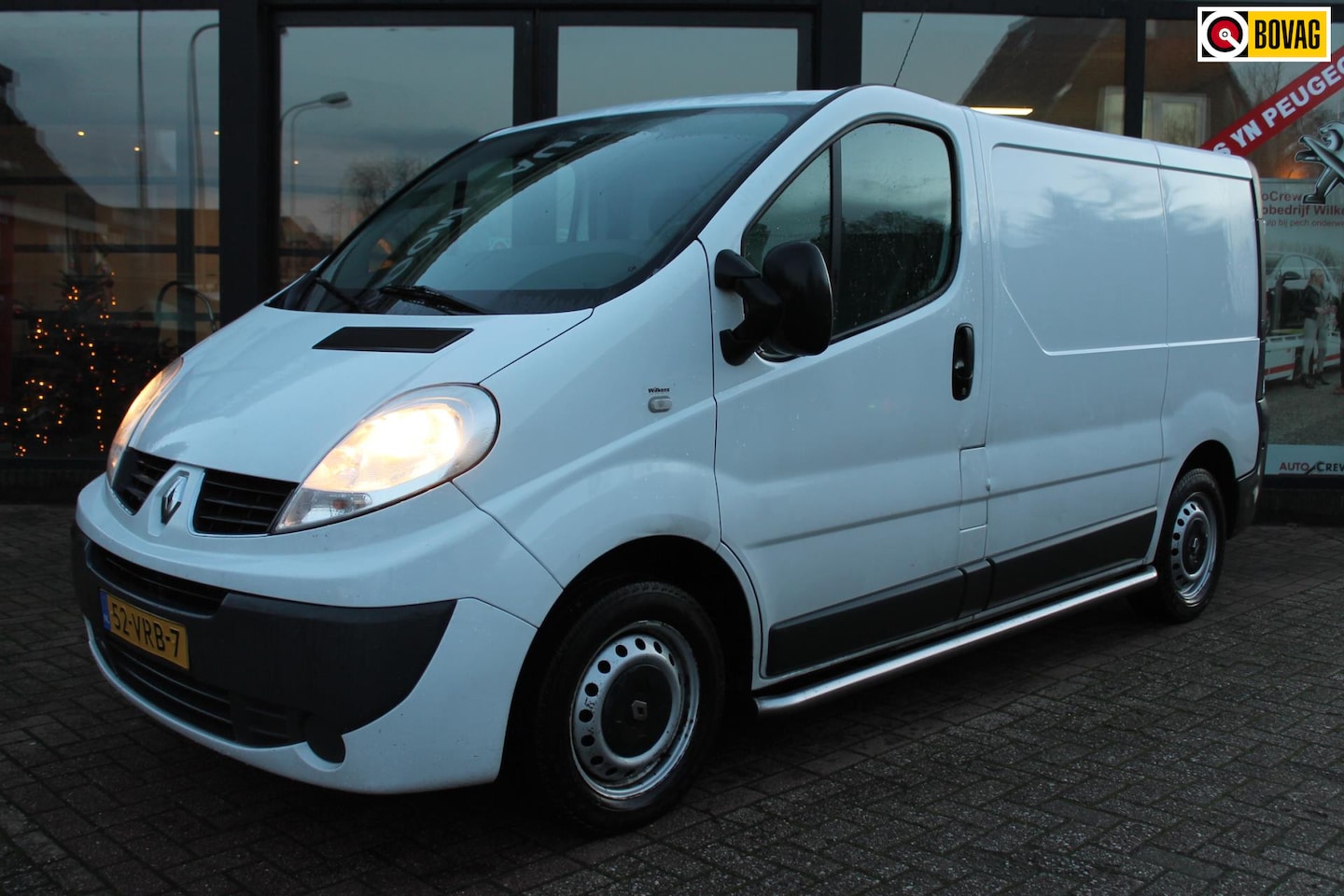 Renault Trafic - 2.0 dCi T27 L1H1 Générique DC 2.0 dCi T27 L1H1 Générique DC - AutoWereld.nl