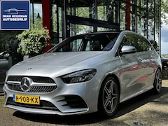 Mercedes-Benz B-klasse - 180 Business Solution AMG AUTOMAAT | Panodak | Navi | Climate Control | Afn. Trekhaak | LM