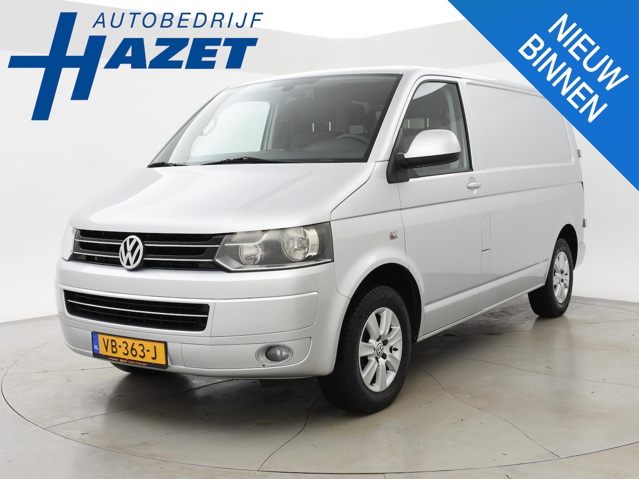 Volkswagen Transporter - 2.0 TDI L1H1 140 PK + COMFORTSTOELEN / NAVIGATIE / LMV - AutoWereld.nl