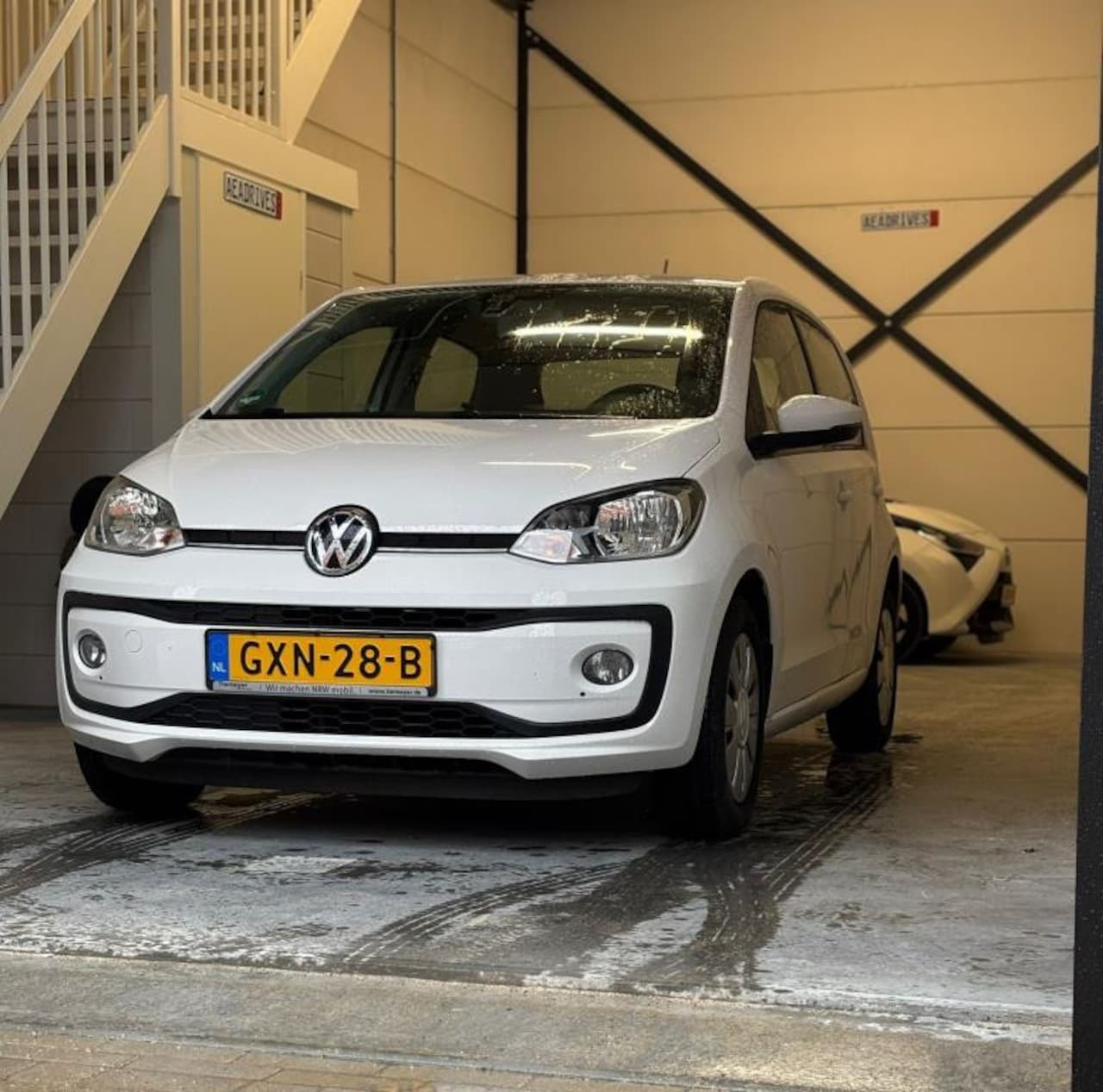 Volkswagen Up! - 1.0 BMT move up! 1.0 BMT move up! - AutoWereld.nl