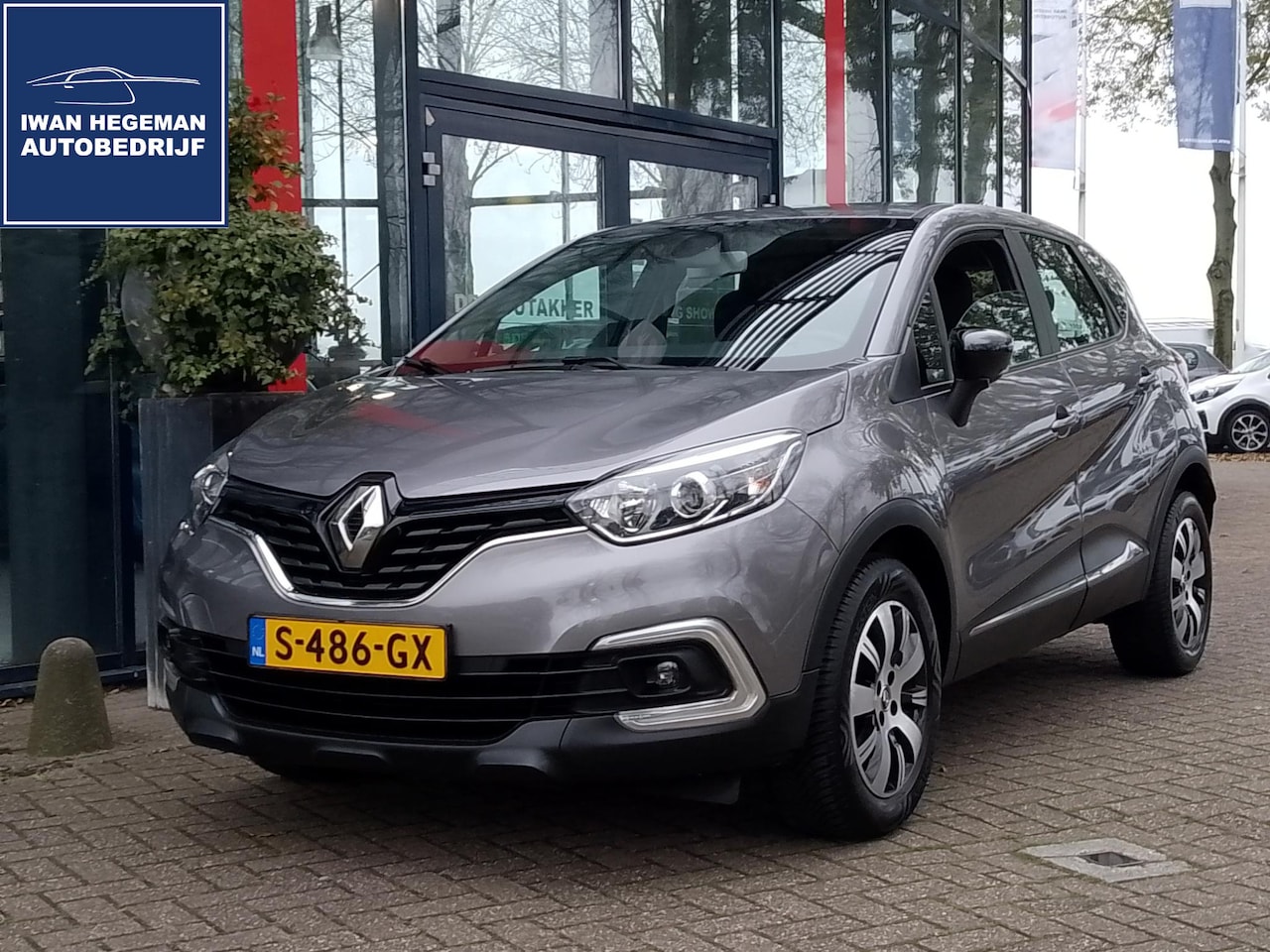 Renault Captur - 0.9 TCe | Navi | ECC | LM Velgen | PDC | Cruise Control - AutoWereld.nl